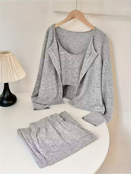 Women's fashionable and casual style set featuring a chiffon shawl and inner strappy printed pants, a daily casual 3pcs set